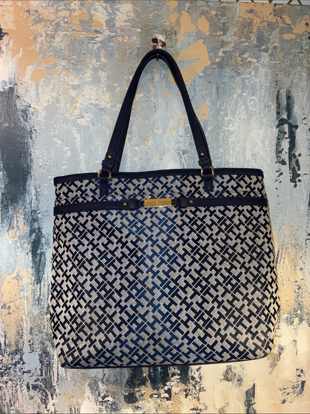 Genuine NWOT Tommy Hilfiger Navy & White Geometric Pattern Tote Bag